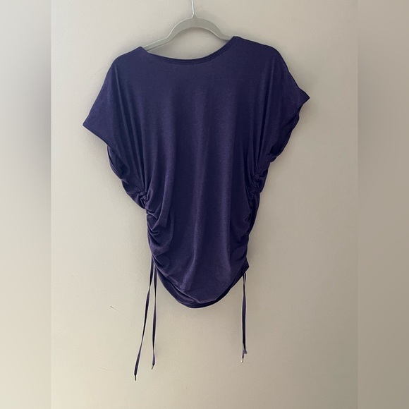 Lululemon Purple Women's Top 6 - Picture 7 of 9